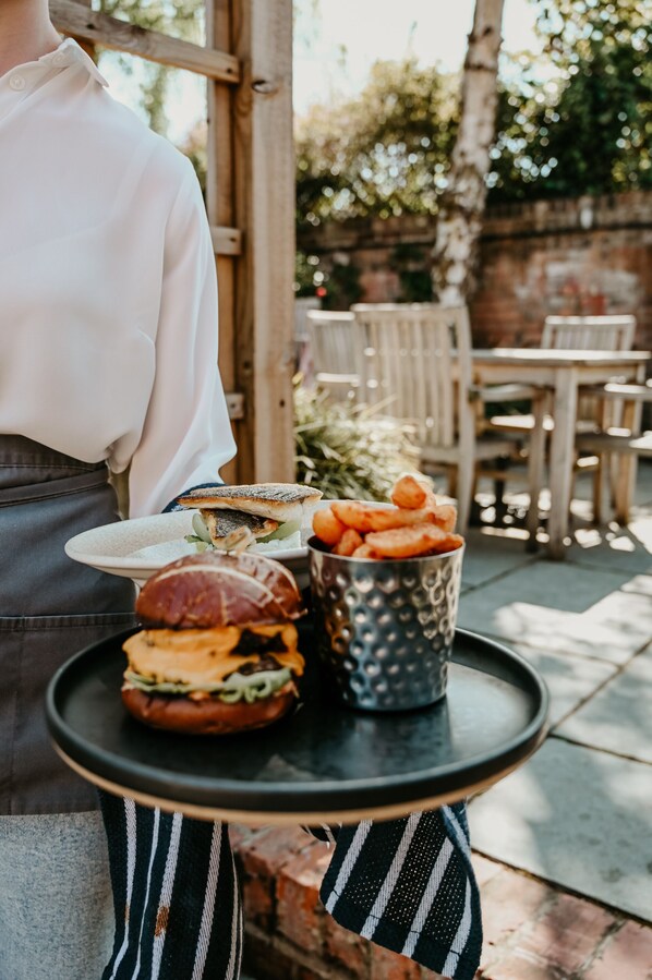 Food and drink - The Boot at Repton (Derby)