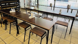 Breakfast area - R-bend Hotel ATSUGI (Atsugi)