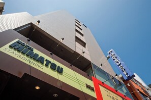 Exterior detail - Mimatsu Hotel (Mito)
