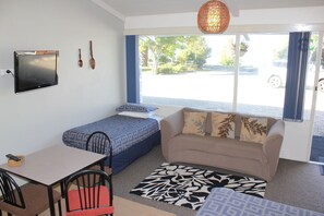 Room - Lakefront Resort (Rotorua)