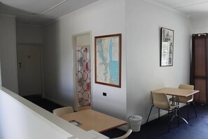 บริเวณนั่งเล่นที่ล็อบบี้