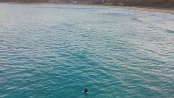 Una spiaggia nelle vicinanze