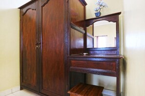 Interior - Jungut Inn (Ubud)