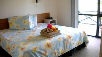 Apartment, 1 Bedroom | Premium bedding, desk, iron/ironing board, cribs (free)