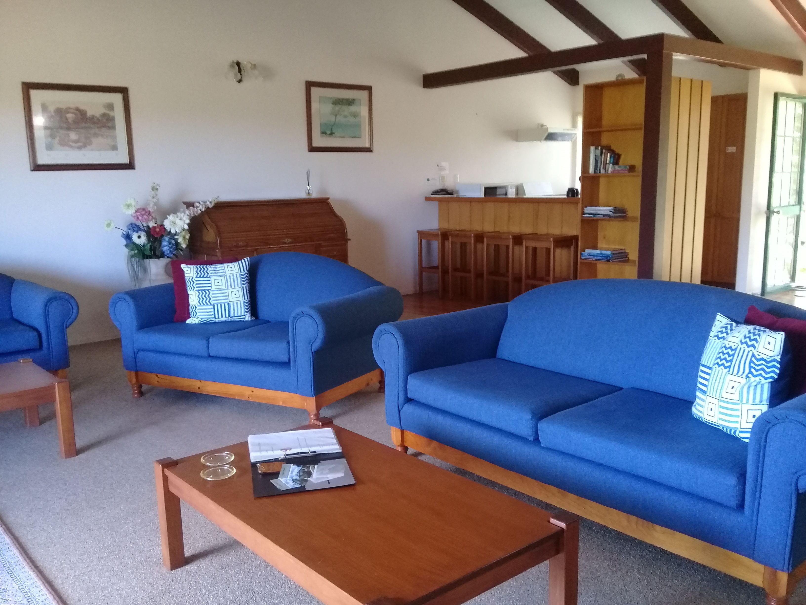 アパートメント 2 ベッドルーム | リビング エリア | 薄型テレビ