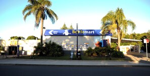 Exterior - Park Beach Hotel Motel (Coffs Harbour)