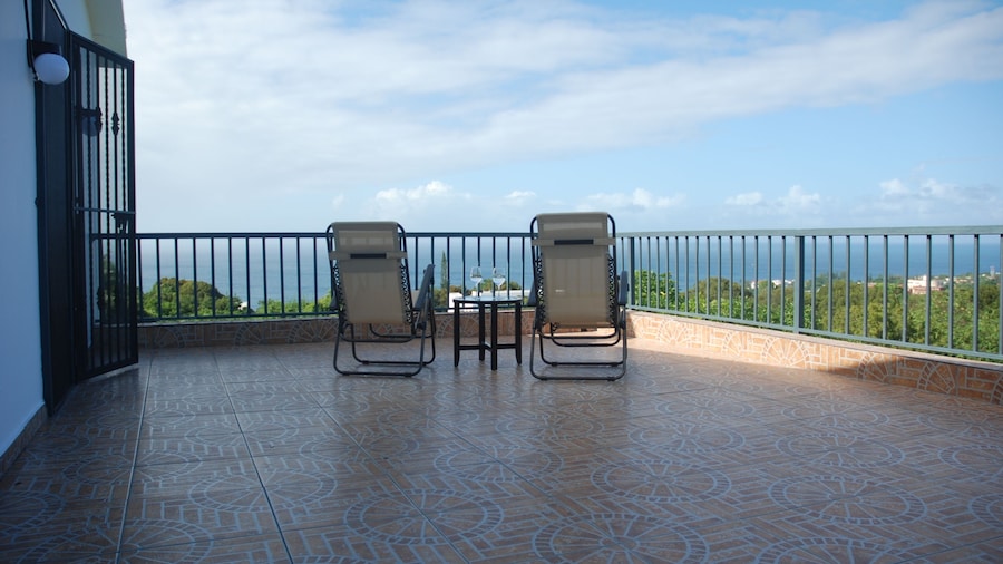 E&J Boutique Residences