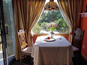 Deluxe Triple Room, Private Bathroom, Garden View (Browning Suite) | Premium bedding, minibar, individually decorated, individually furnished