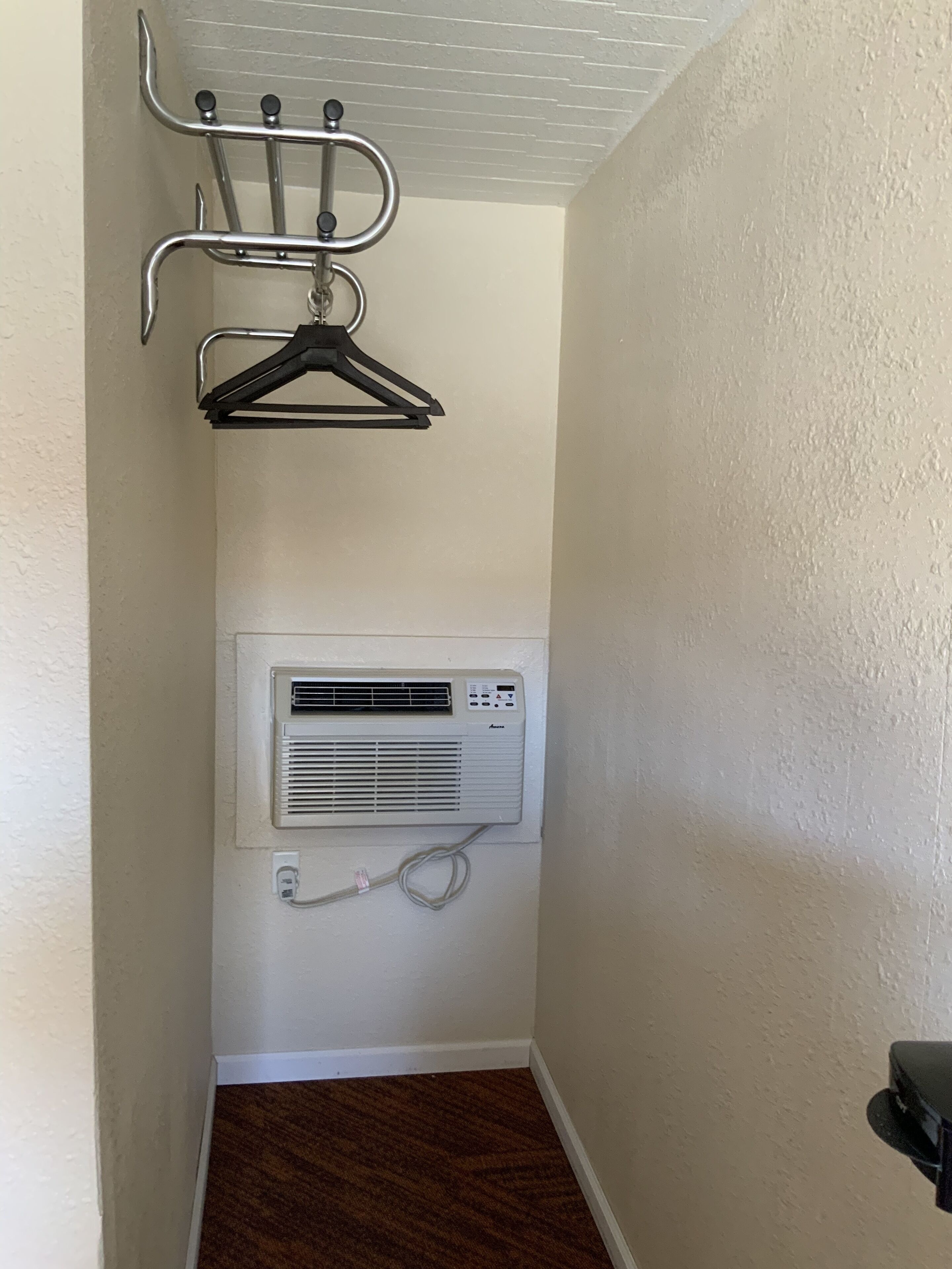 Ropa de cama de alta calidad y escritorio 