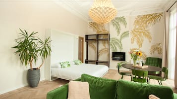 Royal-Zimmer, Mehrere Betten | Verdunkelungsvorhänge, schallisolierte Zimmer, Bügeleisen/Bügelbrett