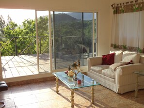 Superior Cabin | Minibar, individually decorated, individually furnished, rollaway beds - Cabañas El Guarani (Tepoztlan)