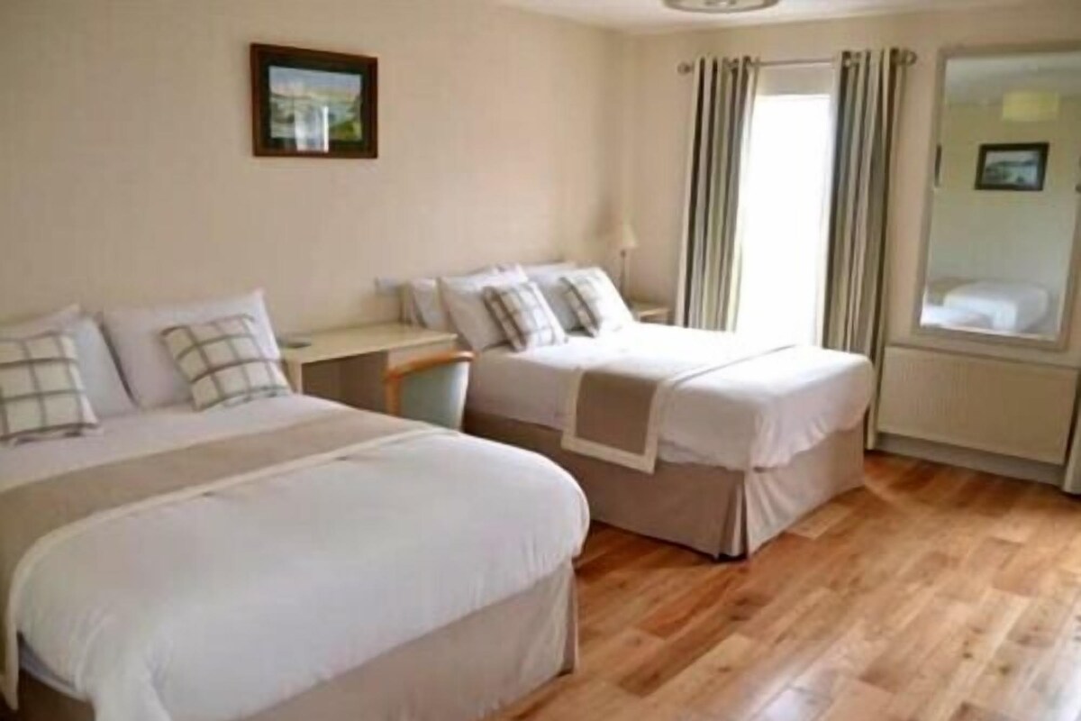 Twin Room, Ensuite