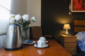 Kaffee und/oder Kaffeemaschine