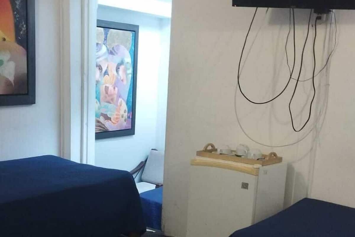 Bügeleisen/Bügelbrett, kostenloses WLAN, Bettwäsche