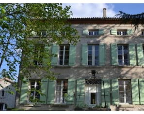 Façade de l’hébergement
