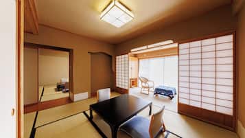Main Building Type E Japanese Room | 1 bedroom, down comforters, desk, soundproofing