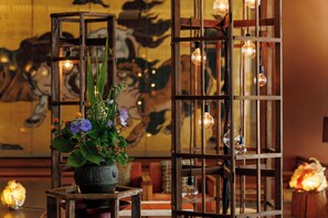 Lobby-Lounge