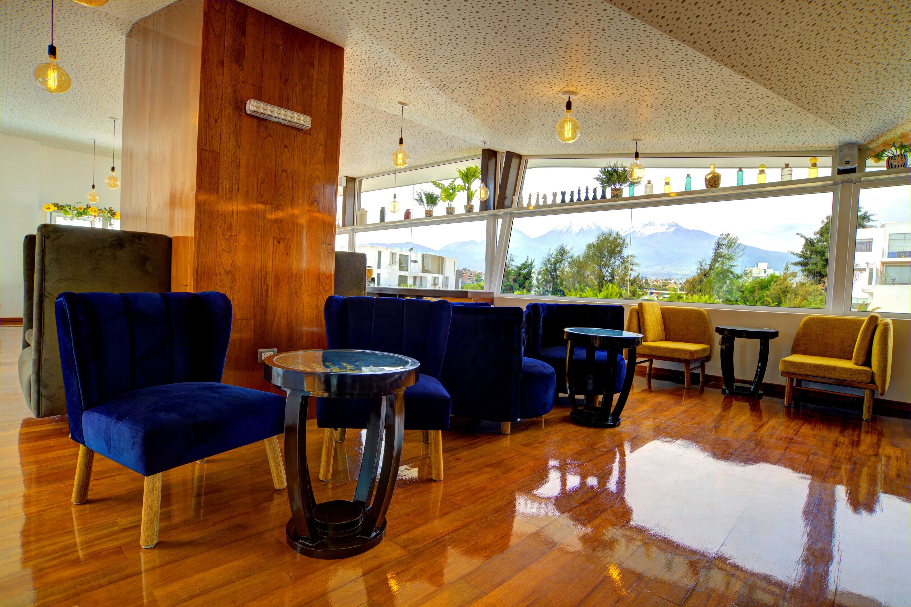 breakfast, lunch, dinner served; peruvian cuisine