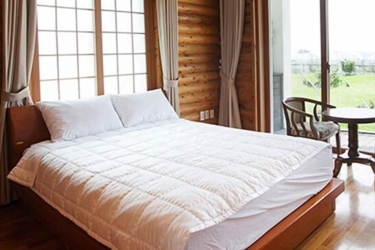 Standard Double Room, Balcony | WiFi (free)