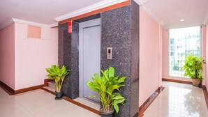Unclassified image, 3 of 52, button - OYO 331 Hotel Skanda Shelters (Bengaluru)