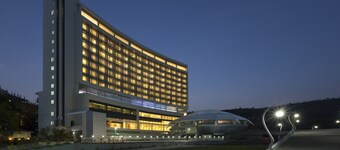 United-21 The Grand