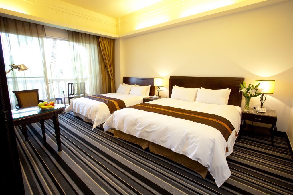 minibar, in-room safe, desk, blackout curtains