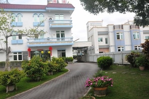 Ngoại thất
