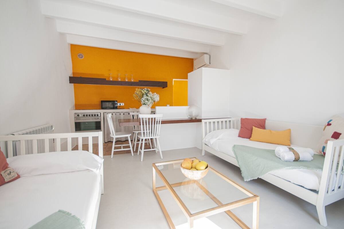 Appartement, 2 chambres | Minibar, coffres-forts dans les chambres