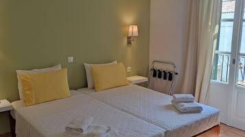 Premium bedding, in-room safe, desk, soundproofing