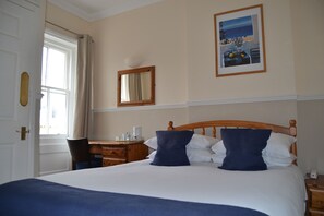 Standard Double Room | Individually decorated, individually furnished, iron/ironing board - The Lindum (Hastings)