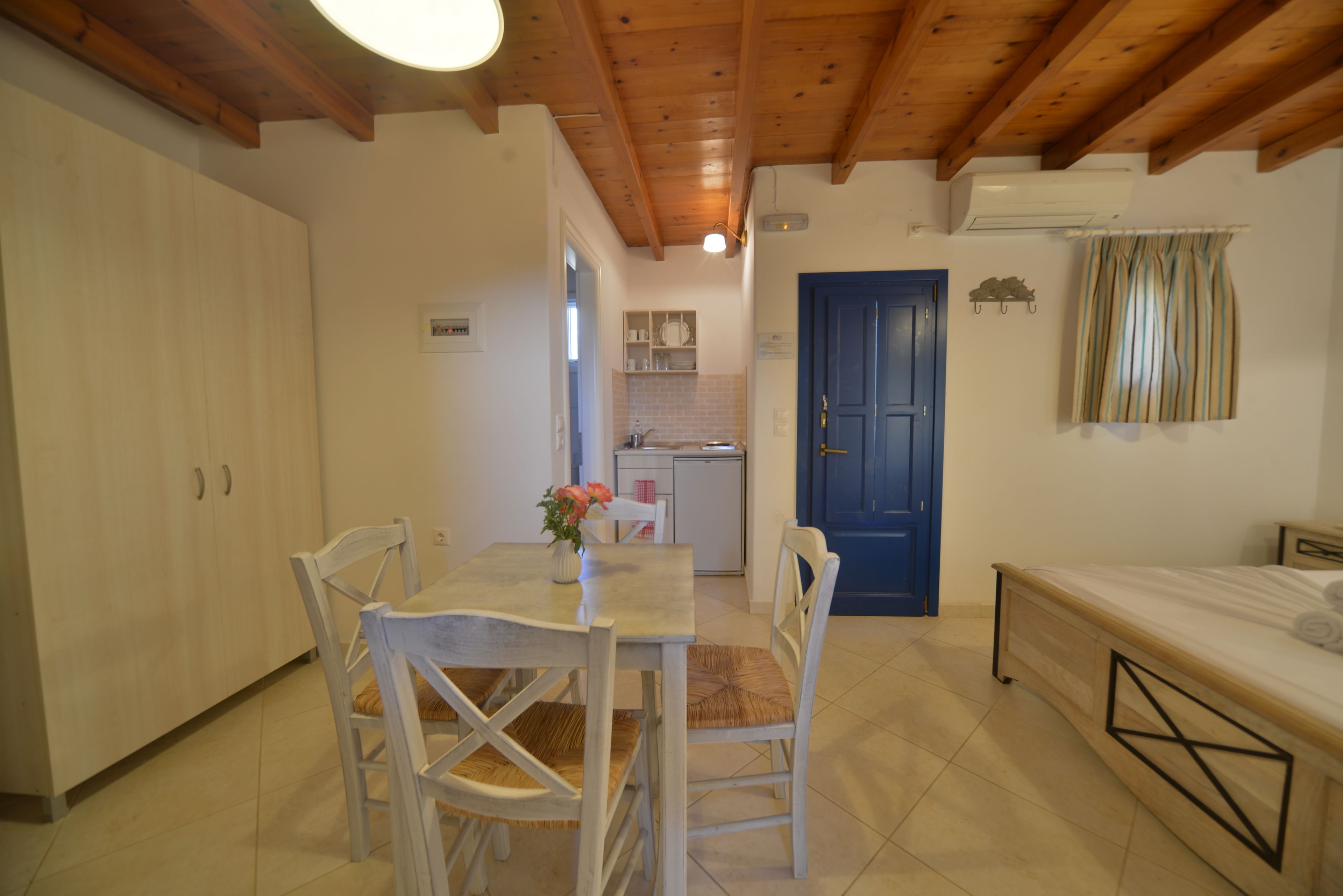 family apartment | in-room dining