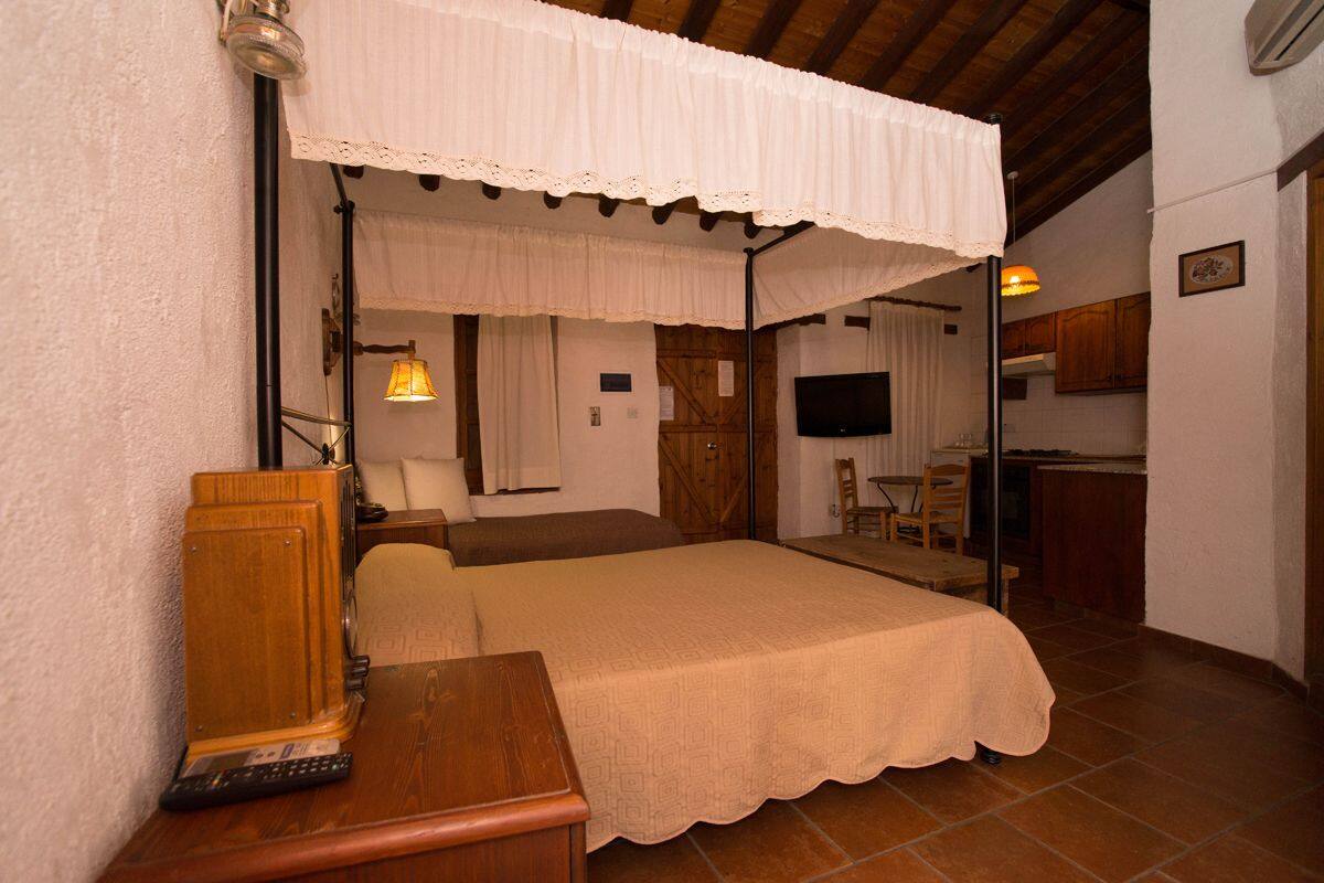 Double Room, Jetted Tub (Double)