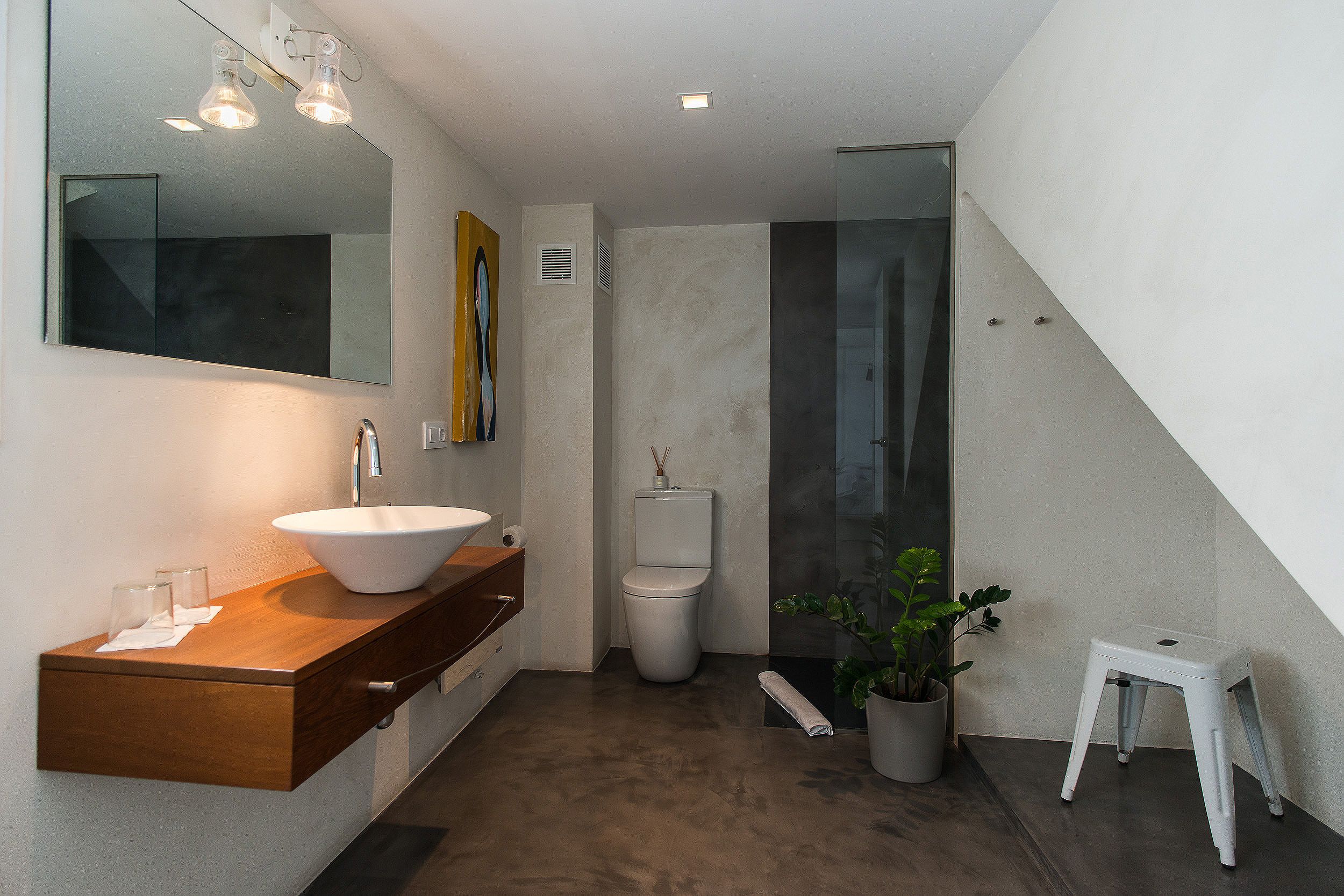 double room | bathroom | shower, hair dryer, towels