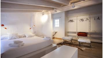 Suite | Hochwertige Bettwaren, Minibar, Schreibtisch, schallisolierte Zimmer