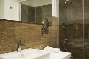 Bathroom sink - Suite Deal Rome (Rome)