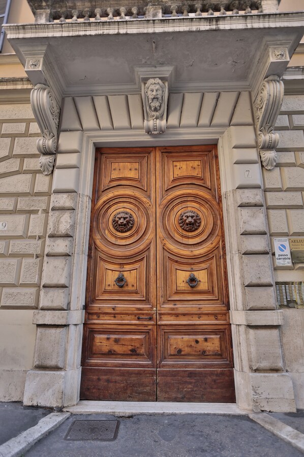 Entrée de l’hébergement