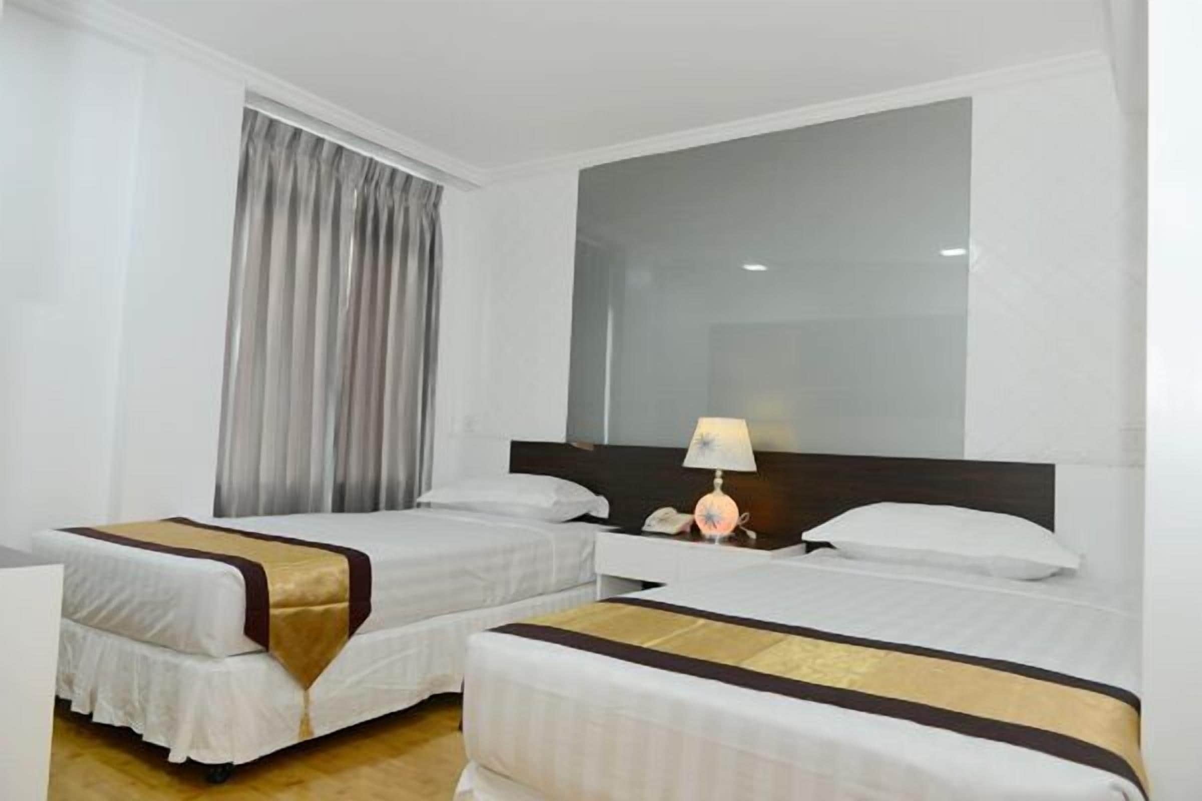 minibar, in-room safe, desk, blackout curtains