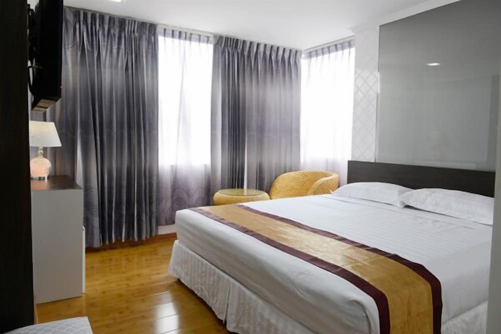 Hotel My World by null