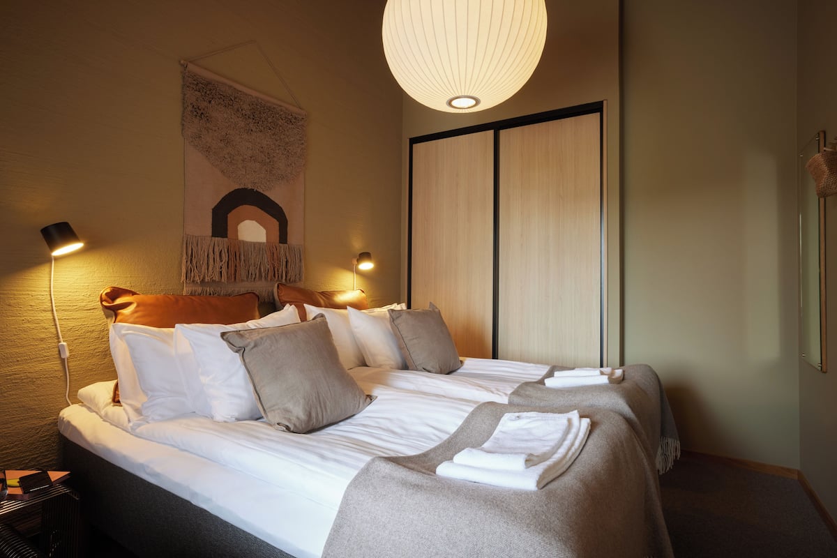Design Villa, 2 Bedrooms | 2 bedrooms, individually decorated, desk, blackout drapes