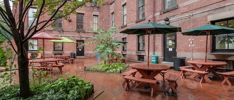 Terrasse/gårdhave