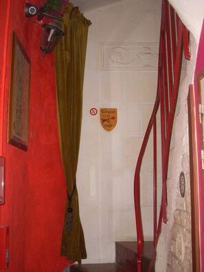 Staircase - Hôtel du Chateau (Nantes)