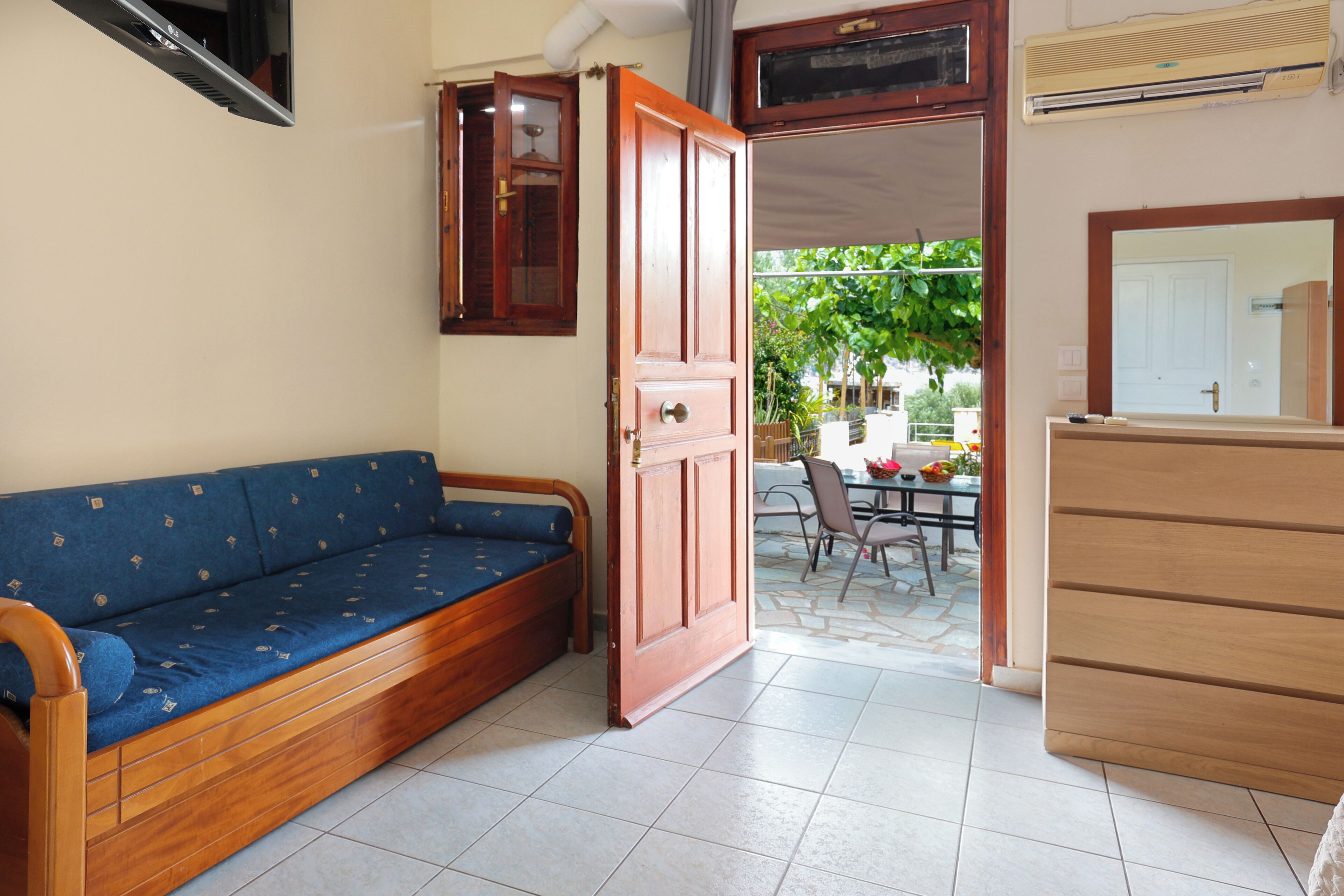 Estudio básico, vistas al mar (3 Adults ) | Ropa de cama hipoalergénica y wifi gratis