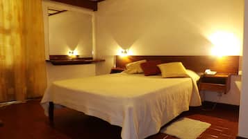 Panoramic Suite, Balcony, Executive Level | Free cribs/infant beds, rollaway beds, free WiFi, bed sheets