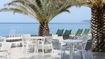 2 Restaurants, mediterrane Küche