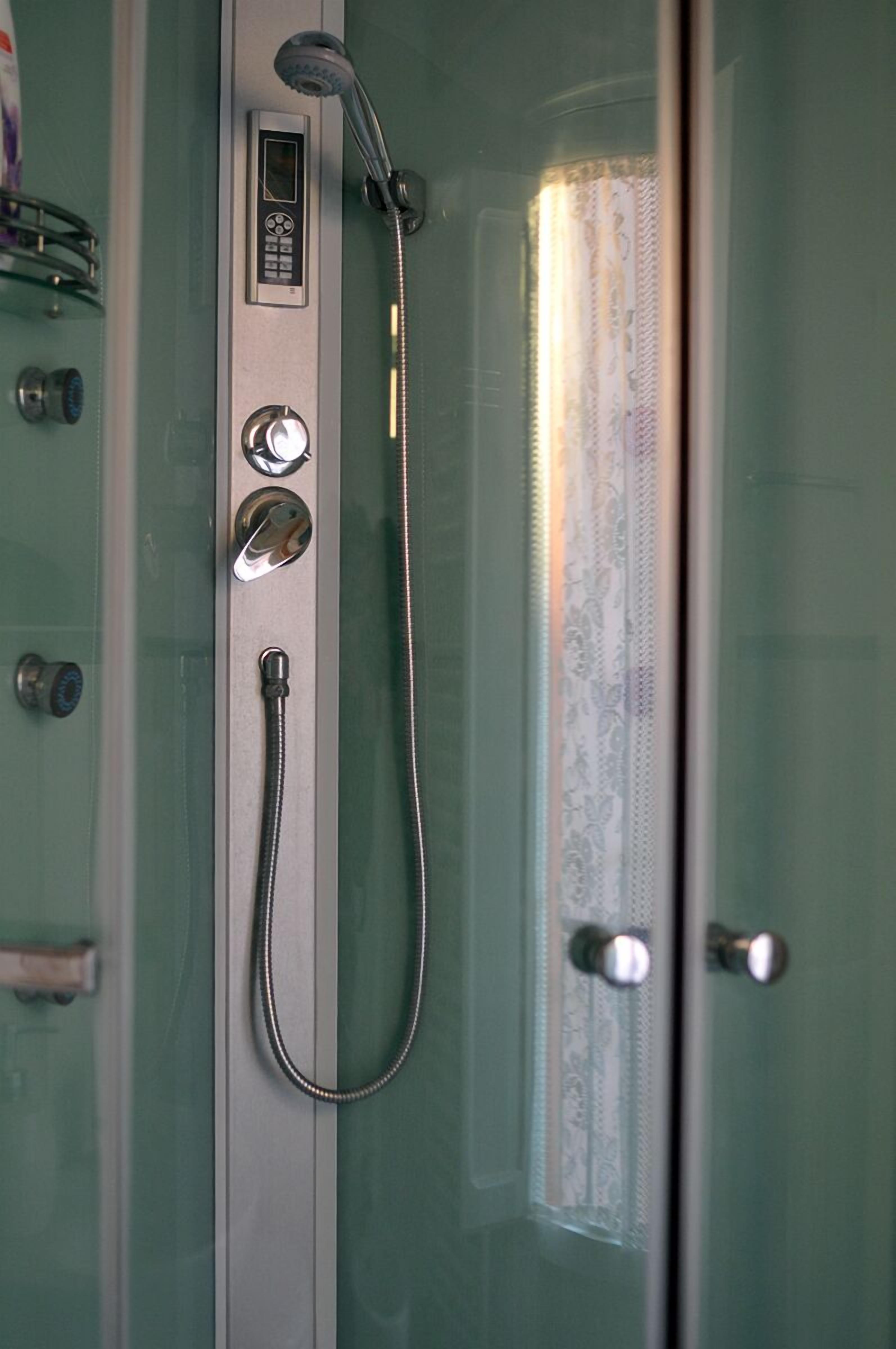 Tripla Luxury, 1 camera da letto, non fumatori, vista città | Doccia