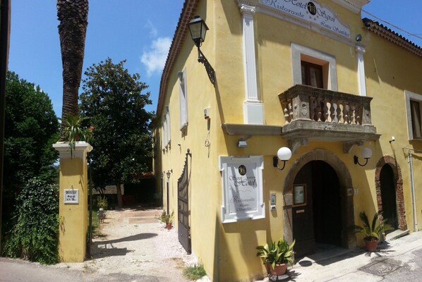 Exterior - Hotel Sgroi (Laureana Cilento)