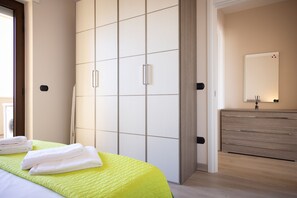 Superior Apartment, 2 Bedrooms, Kitchenette, City View