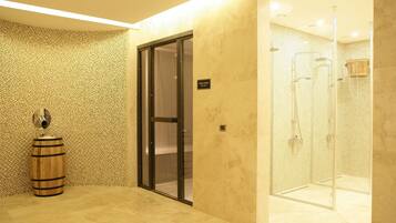 Hammam, soins d'aromathérapie, gommages corporels, soins du visage