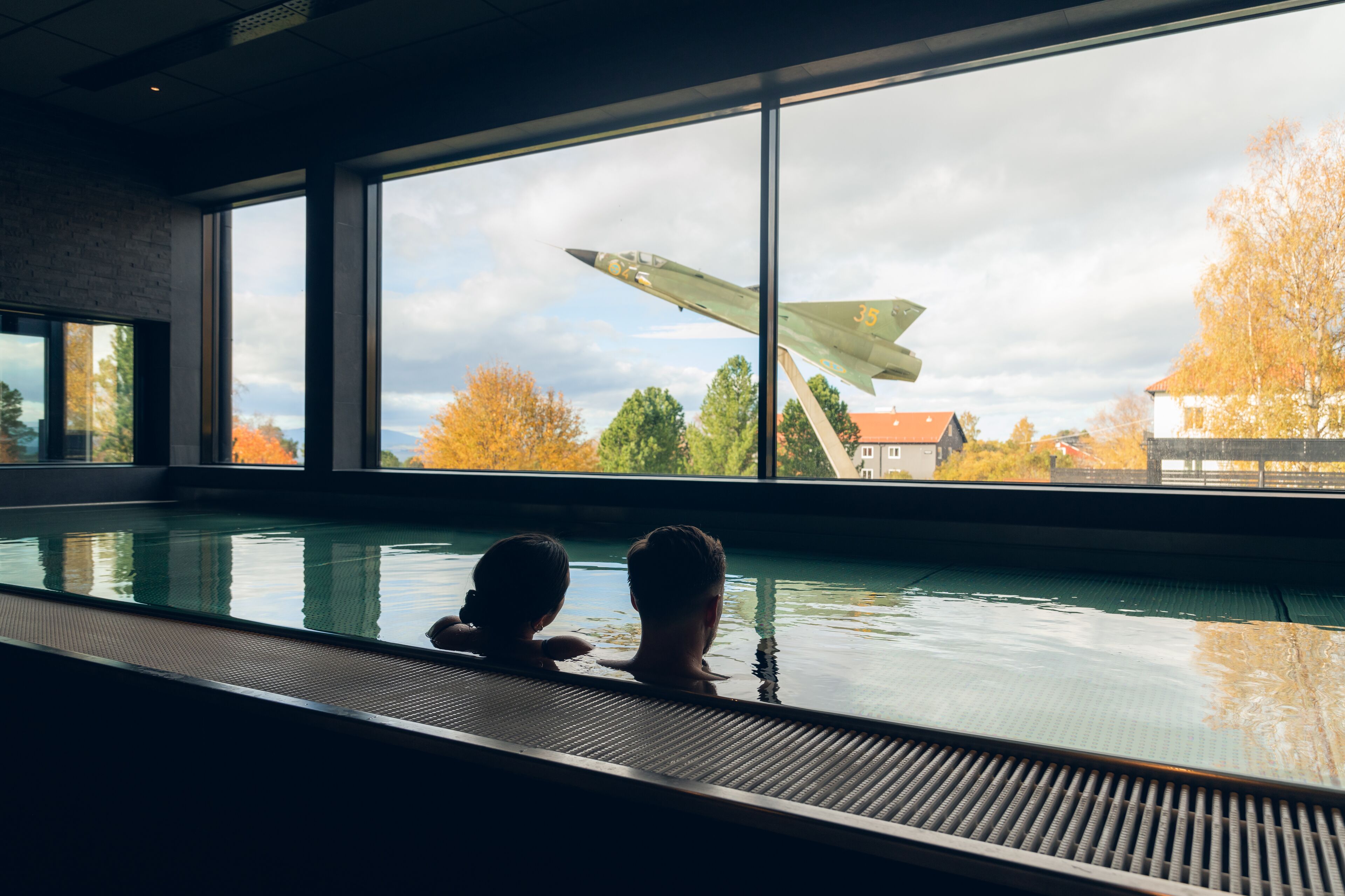 Innenpool, Außenpool