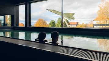 Innenpool, Außenpool